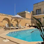 Bed & Breakfast Il-gardjola Għarb